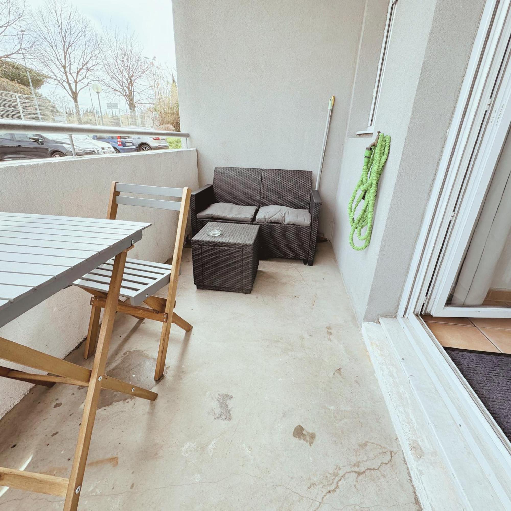 Appartement Residence Prive Avec Parking Wifi Clim Piscine Avignon Buitenkant foto